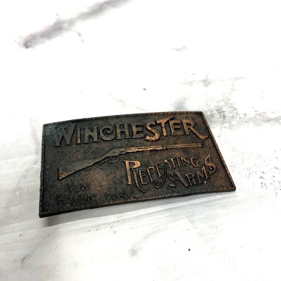 Vintage Winchester Repeating Arms Belt Buckle Metal 4x2.25" - Picture 2 of 3